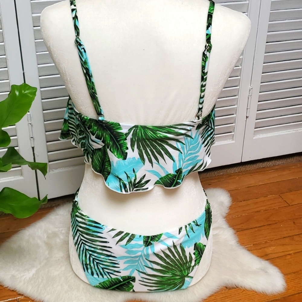 NWT BCBG Generation Palm Leaf Printed Bikini Set Size M - Picture 3 of 8
